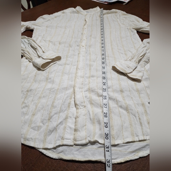 Zara Cream Button-Up Shirt - Picture 3 of 7